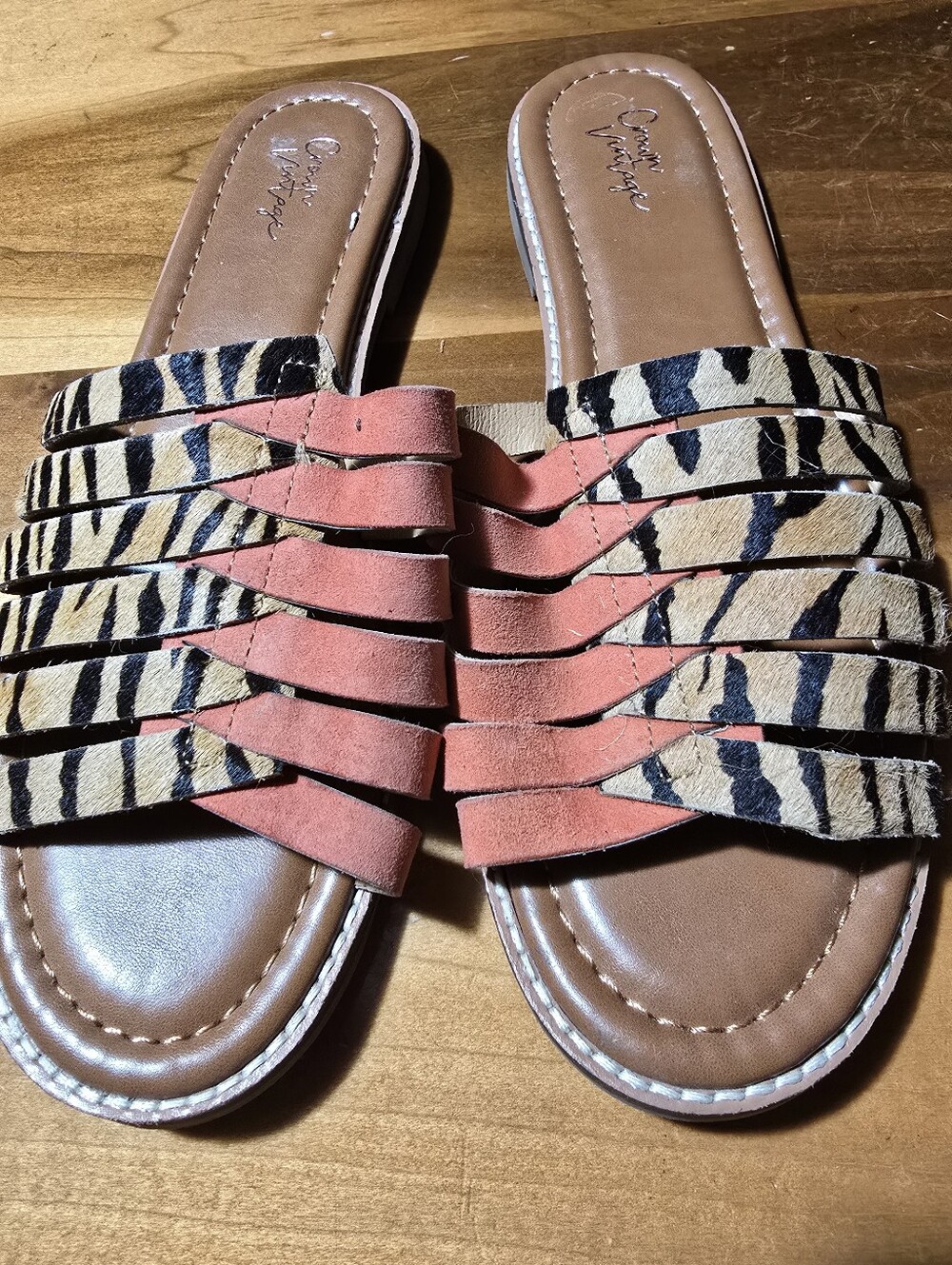 Women’s Coral & Animal Print Slide Sandals Size 9m